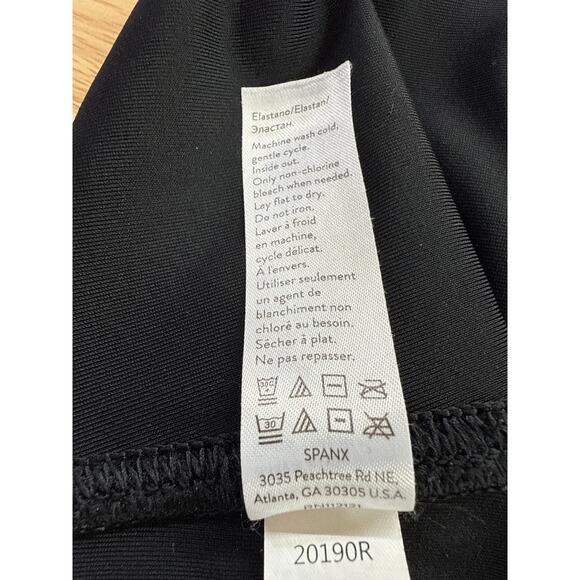 Spanx Pencil Skirt size S/P New without tags - Picture 5 of 6